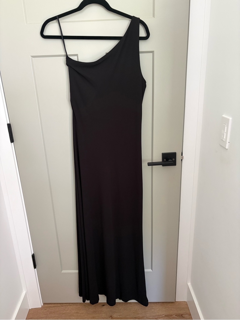 Ralph Lauren Black One-Shoulder Maxi Dress - Sleek Evening Style-size M